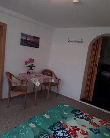 Ferienzimmer Familie Schaening